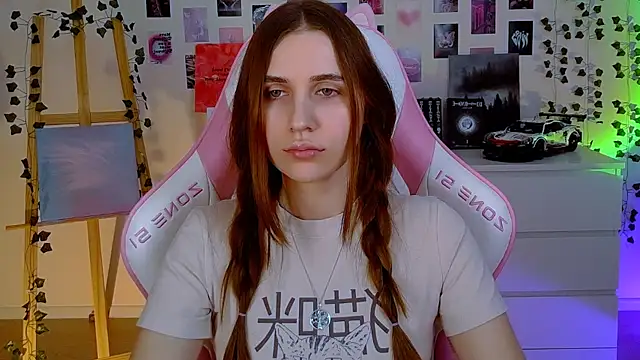 Snapshot of AliceCharmy chatting on February 14, 2025, 8:48 pm AliceCharmy online show from February 14, 2025, 8:48 pm