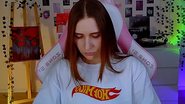 Snapshot of AliceCharmy chatting on February 20, 2025, 8:47 pm AliceCharmy online show from February 20, 2025, 8:47 pm