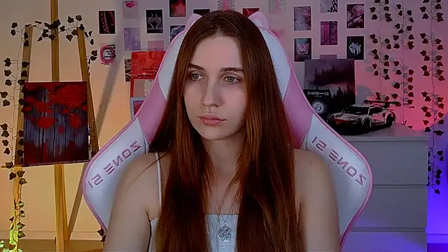 Snapshot of AliceCharmy chatting on February 21, 2025, 4:16 pm AliceCharmy online show from February 21, 2025, 4:16 pm