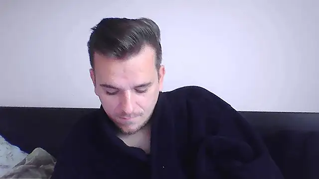 Huge cock22cm online show from November 8, 2025, 9:02 am