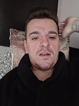 Snapshot of Huge_cock22cm chatting on February 4, 2026, 8:09 am Huge cock22cm online show from February 4, 2026, 8:09 am