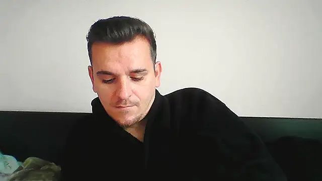 Huge cock22cm online show from November 7, 2025, 8:19 am