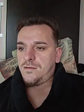 Snapshot of Huge_cock22cm chatting on February 6, 2026, 8:32 am Huge cock22cm online show from February 6, 2026, 8:32 am