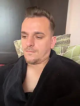 Snapshot of Huge_cock22cm chatting on June 1, 2026, 6:46 am Huge cock22cm online show from June 1, 2026, 6:46 am