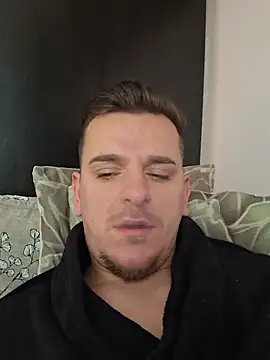 Snapshot of Huge_cock22cm chatting on February 11, 2026, 8:14 am Huge cock22cm online show from February 11, 2026, 8:14 am