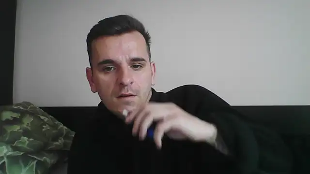 Huge cock22cm online show from March 15, 2025, 7:42 am