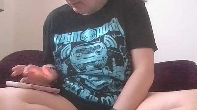 MissKisu online show from February 3, 2026, 10:42 am