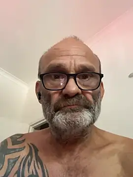 ShyDave81 online show from July 28, 2026, 12:34 pm