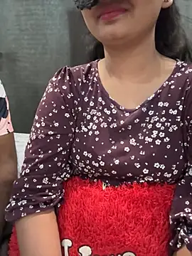 Snapshot of Magical-Couple-telugu chatting on October 7, 2025, 12:39 pm Magical-Couple-telugu online show from October 7, 2025, 12:39 pm
