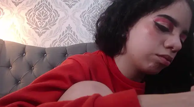 EmmaCowperr online show from March 10, 2025, 5:50 pm