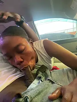 Snapshot of NillaMontana chatting on January 10, 2025, 8:48 pm NillaMontana online show from January 10, 2025, 8:48 pm