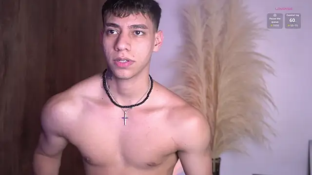 Josep Davies online show from November 30, 2025, 7:58 pm