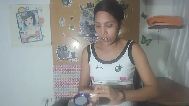 Snapshot of KamileLatinasexy chatting on February 6, 2025, 1:38 am KamileLatinasexy online show from February 6, 2025, 1:38 am