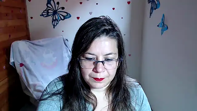 lilisa777 online show from February 16, 2026, 7:34 pm