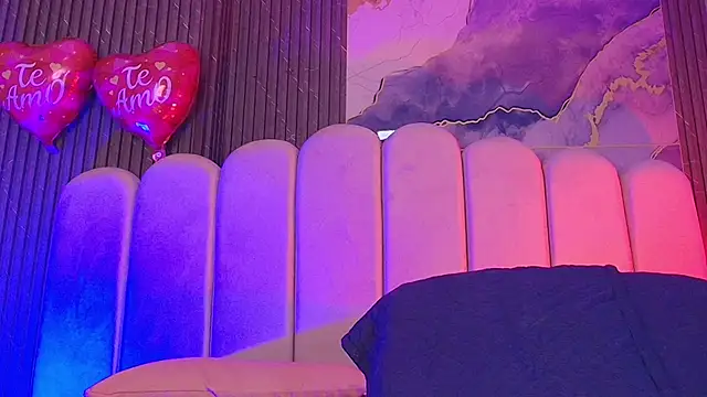 hot dione online show from February 20, 2026, 7:16 pm