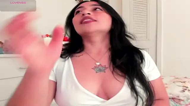 LisaHadwin online show from December 19, 2025, 7:27 pm