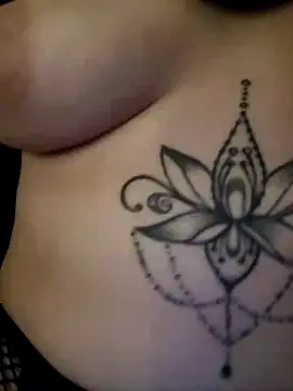 Snapshot of Kinkymilf56 chatting on February 26, 2025, 9:42 pm Kinkymilf56 online show from February 26, 2025, 9:42 pm