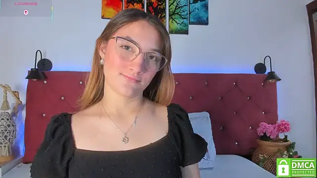 Snapshot of Ruth_harvey_ chatting on October 20, 2025, 1:22 pm Ruth harvey online show from October 20, 2025, 1:22 pm
