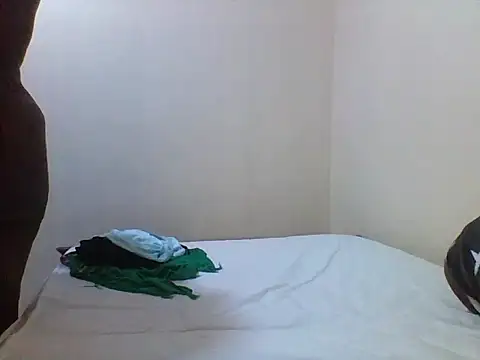 princess-cutie12 online show from March 28, 2026, 6:53 pm