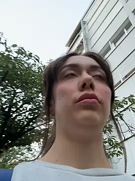 Snapshot of emiliasommer chatting on September 28, 2025, 5:09 pm emiliasommer online show from September 28, 2025, 5:09 pm