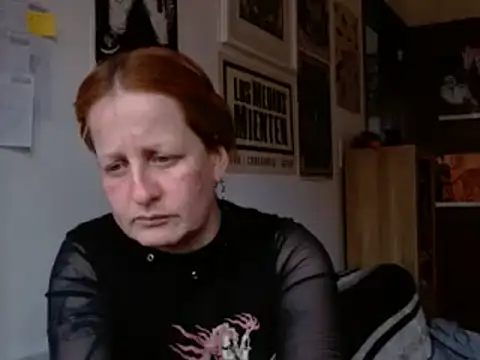 Snapshot of ViioletaMora chatting on May 28, 2026, 6:36 pm ViioletaMora online show from May 28, 2026, 6:36 pm