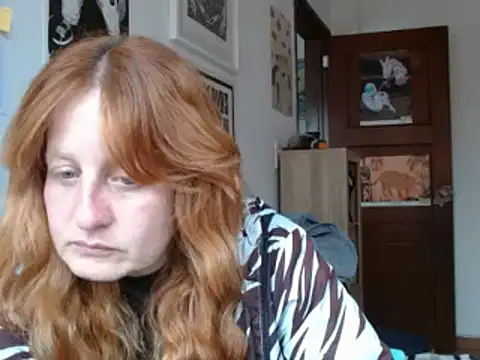 Snapshot of ViioletaMora chatting on May 18, 2026, 8:46 pm ViioletaMora online show from May 18, 2026, 8:46 pm