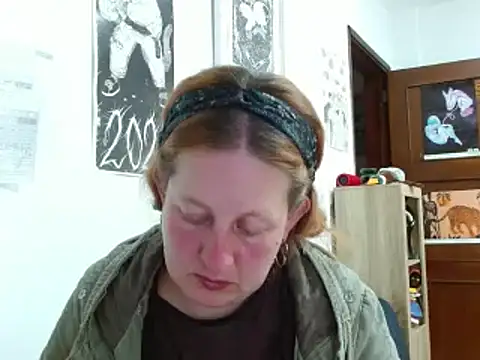 ViioletaMora online show from April 1, 2026, 5:53 am