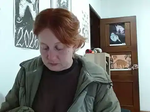 Snapshot of ViioletaMora chatting on April 26, 2026, 4:21 am ViioletaMora online show from April 26, 2026, 4:21 am