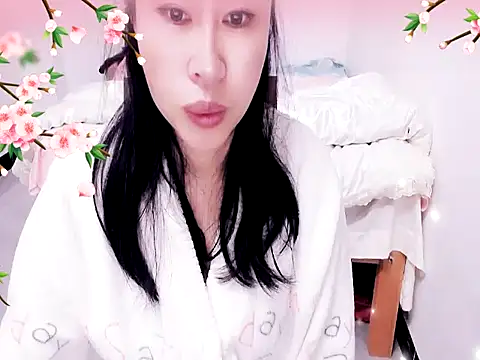 Snapshot of xiaoxuer chatting on February 16, 2025, 4:53 am xiaoxuer online show from February 16, 2025, 4:53 am
