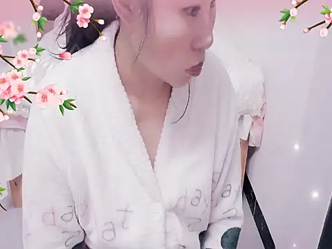 Snapshot of xiaoxuer chatting on March 18, 2025, 4:51 am xiaoxuer online show from March 18, 2025, 4:51 am