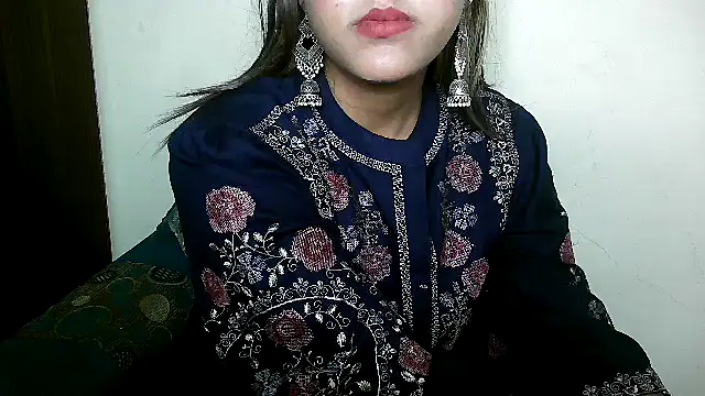 Snapshot of Princess_noorjahan chatting on March 1, 2025, 9:48 pm Princess noorjahan online show from March 1, 2025, 9:48 pm