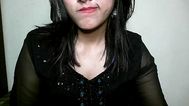 Snapshot of Princess_noorjahan chatting on January 22, 2025, 9:43 pm Princess noorjahan online show from January 22, 2025, 9:43 pm