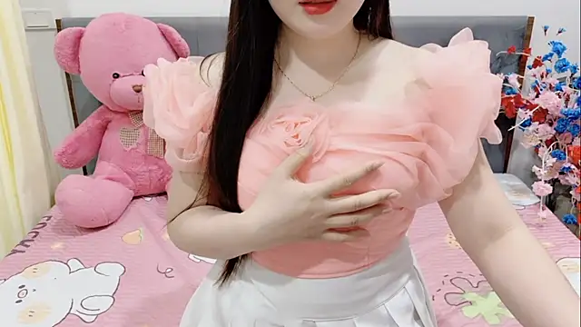 Snapshot of Funikio chatting on April 5, 2026, 1:56 am Funikio online show from April 5, 2026, 1:56 am