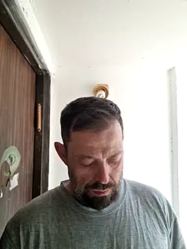 zefside42 online show from November 6, 2025, 10:30 am