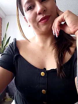 Snapshot of Zoe_Nasty chatting on September 15, 2025, 1:22 pm Zoe Nasty online show from September 15, 2025, 1:22 pm