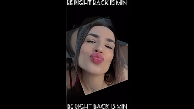 Snapshot of Camilla__one__ chatting on October 21, 2025, 1:05 am Camilla one online show from October 21, 2025, 1:05 am