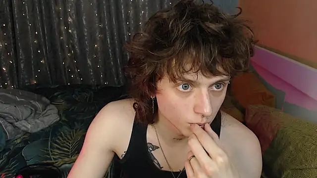 axxxturel online show from December 21, 2025, 6:53 pm