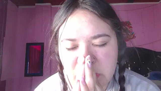 NikkiRous  online show from October 10, 2025, 10:49 am