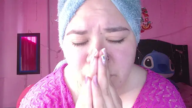 NikkiRous  online show from October 6, 2025, 12:39 pm