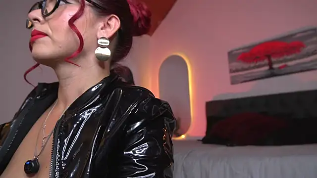 Dulce charlottee online show from June 26, 2026, 8:36 pm