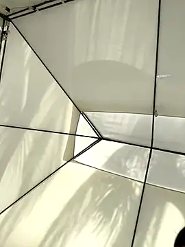 Ema azel online show from September 13, 2025, 1:33 pm