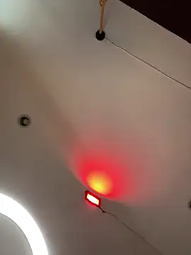 Ema azel online show from October 4, 2025, 1:12 pm