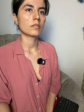 kanela3434 online show from April 7, 2026, 10:11 pm