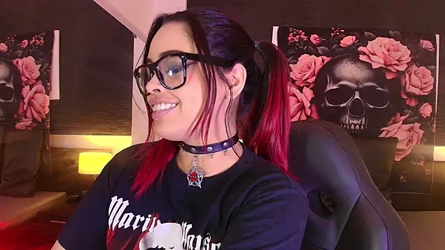 Snapshot of EvaaFoxxy1 chatting on April 22, 2026, 12:34 pm EvaaFoxxy1 online show from April 22, 2026, 12:34 pm