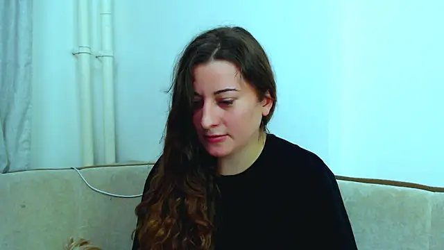 Helen Adams  online show from January 5, 2025, 1:36 pm