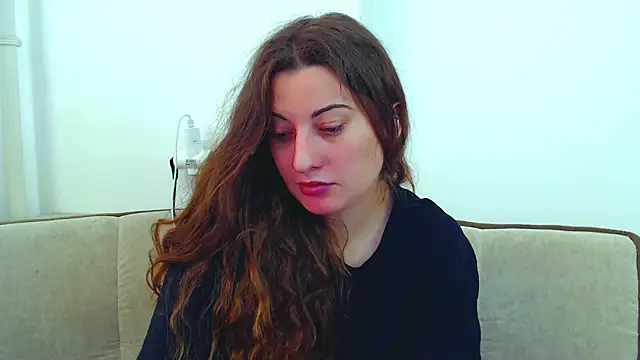 Helen Adams  online show from December 17, 2024, 8:01 am