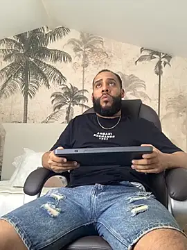 Snapshot of boy__ofc chatting on October 28, 2025, 6:40 pm boy  ofc online show from October 28, 2025, 6:40 pm