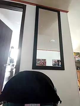 Sasha smith23 online show from March 9, 2026, 9:18 pm