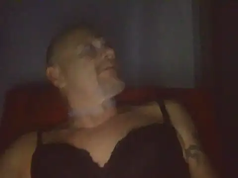 Snapshot of MagicAdmiralty5 chatting on September 20, 2025, 10:48 pm MagicAdmiralty5 online show from September 20, 2025, 10:48 pm