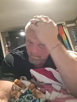 Snapshot of MagicAdmiralty5 chatting on November 9, 2025, 3:21 am MagicAdmiralty5 online show from November 9, 2025, 3:21 am